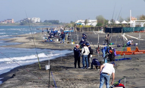 Bari, quelli della pesca sportiva: �L'agonismo? Conta solo il contatto con la natura�